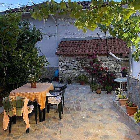 Luigi Guest House Gjirokastra Zewnętrze zdjęcie