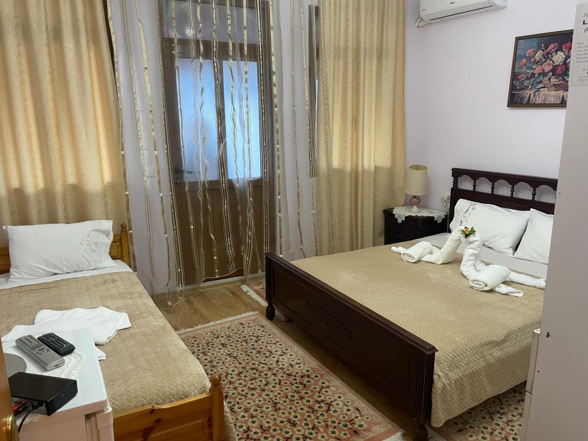 Luigi Guest House Gjirokastra Zewnętrze zdjęcie