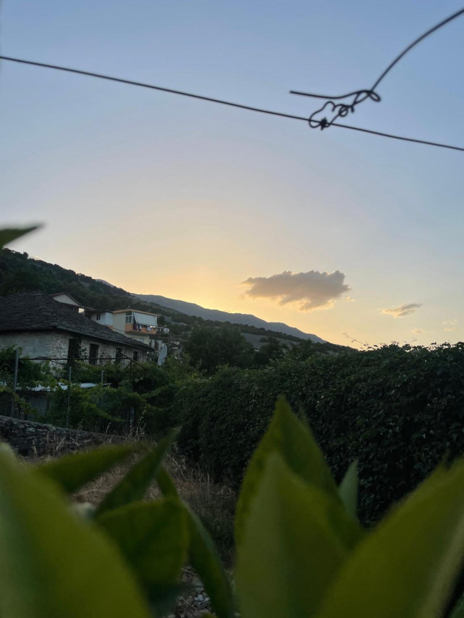 Luigi Guest House Gjirokastra Zewnętrze zdjęcie