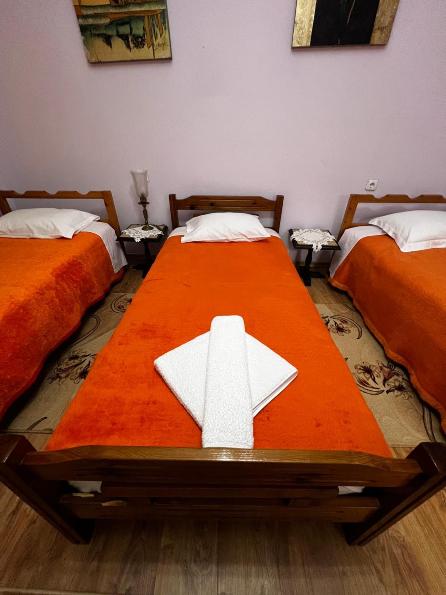 Luigi Guest House Gjirokastra Zewnętrze zdjęcie