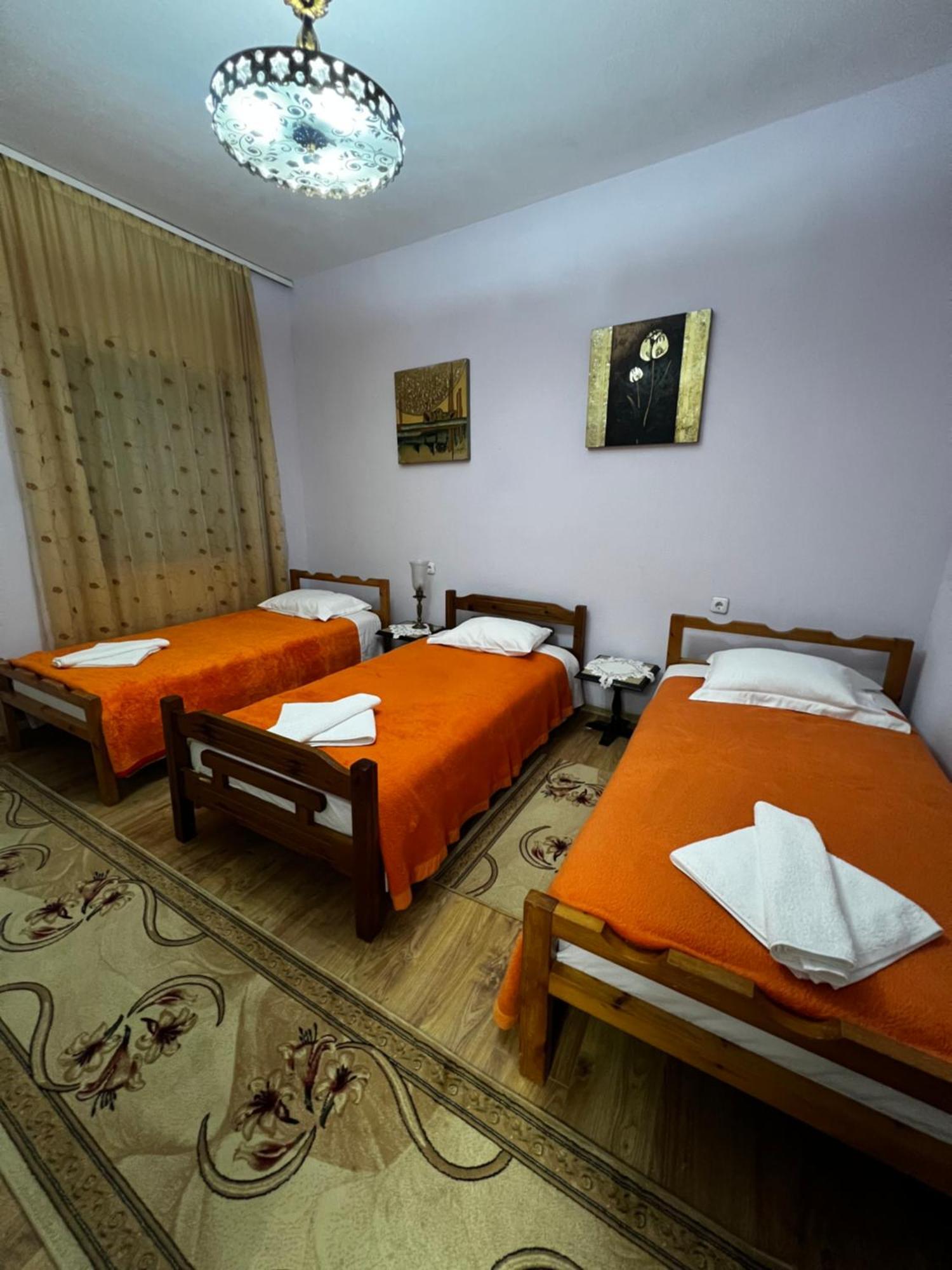 Luigi Guest House Gjirokastra Zewnętrze zdjęcie