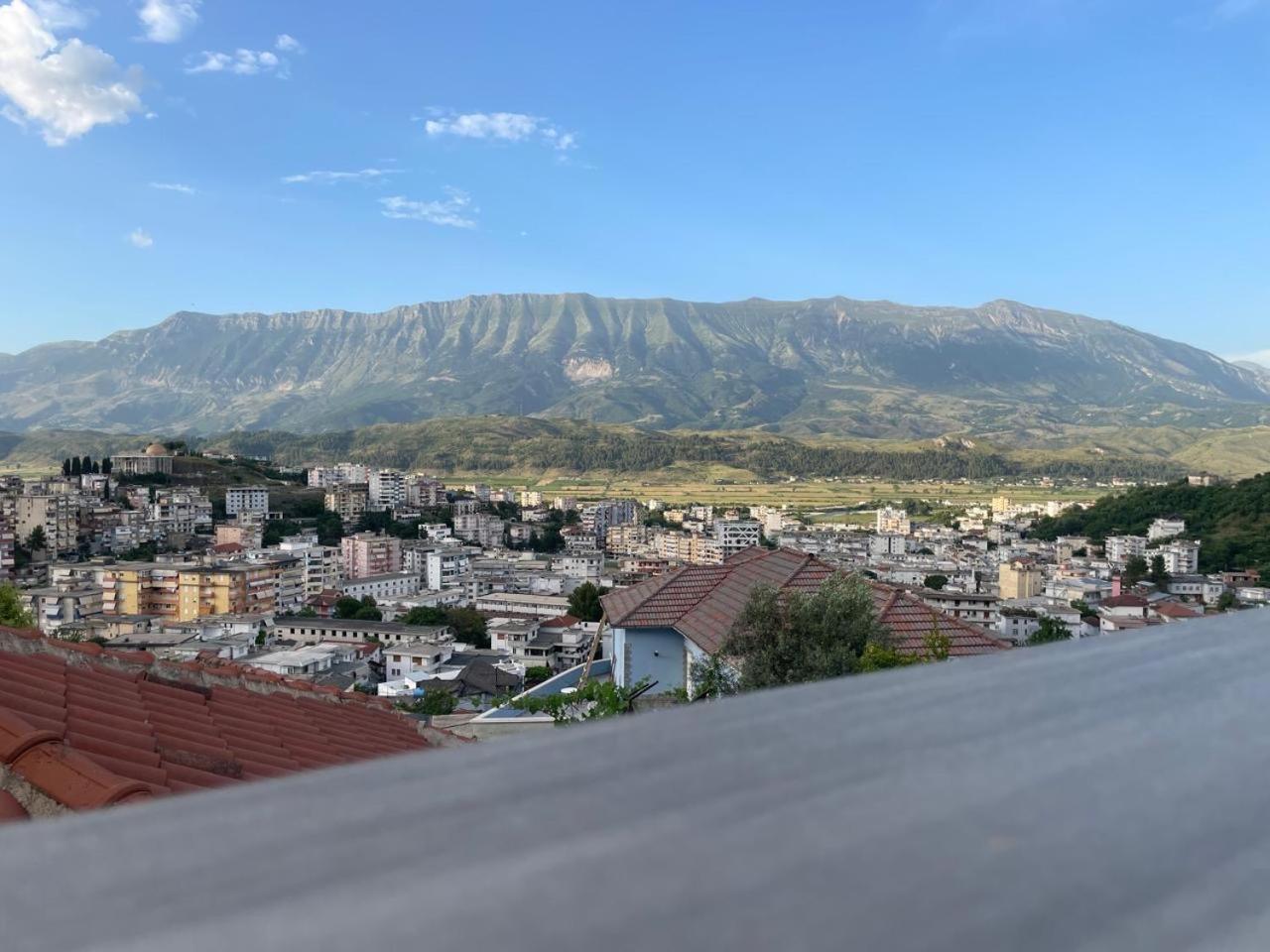 Luigi Guest House Gjirokastra Zewnętrze zdjęcie